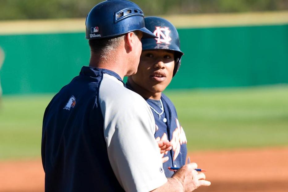Dozier leads Eagles past Maryville in Eagles' final home game, 7-4