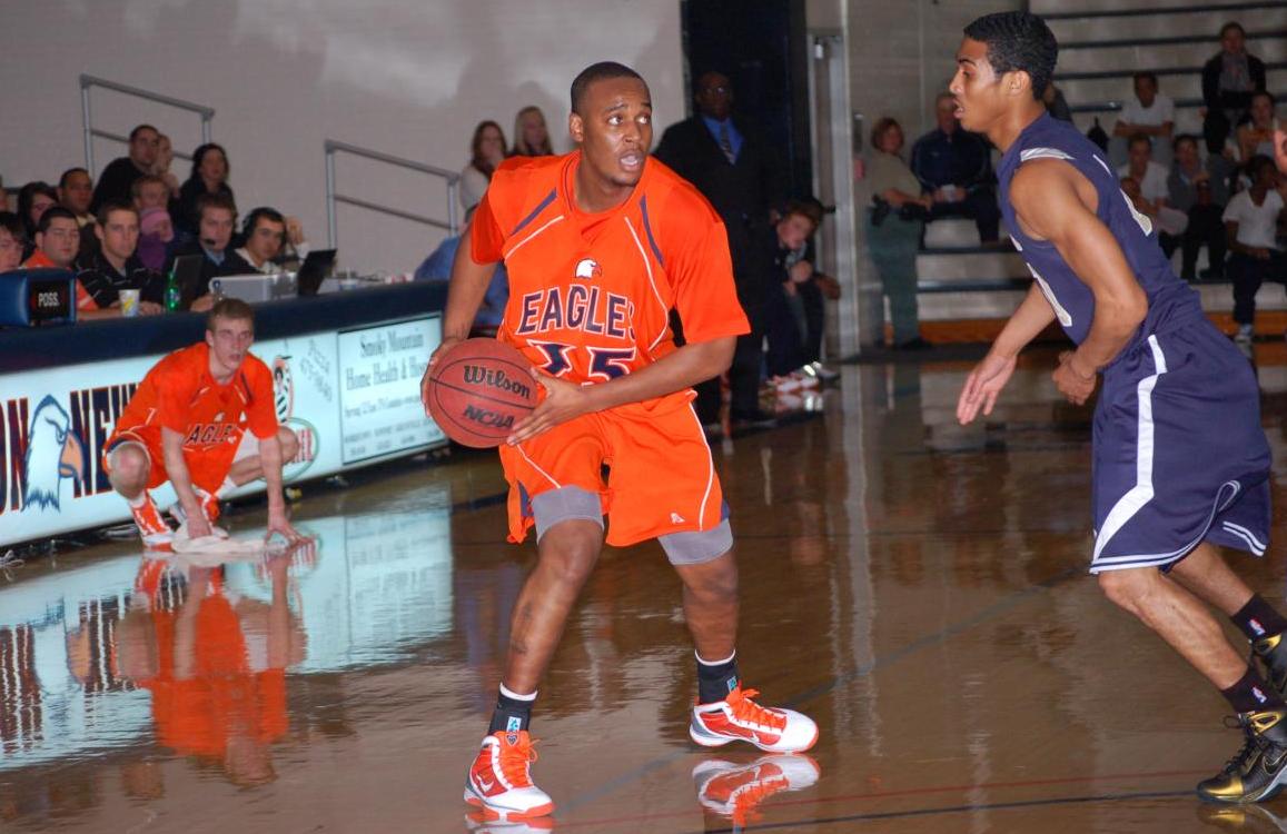 Comeback Bid Falls Short for Eagles at Wingate, 66-65