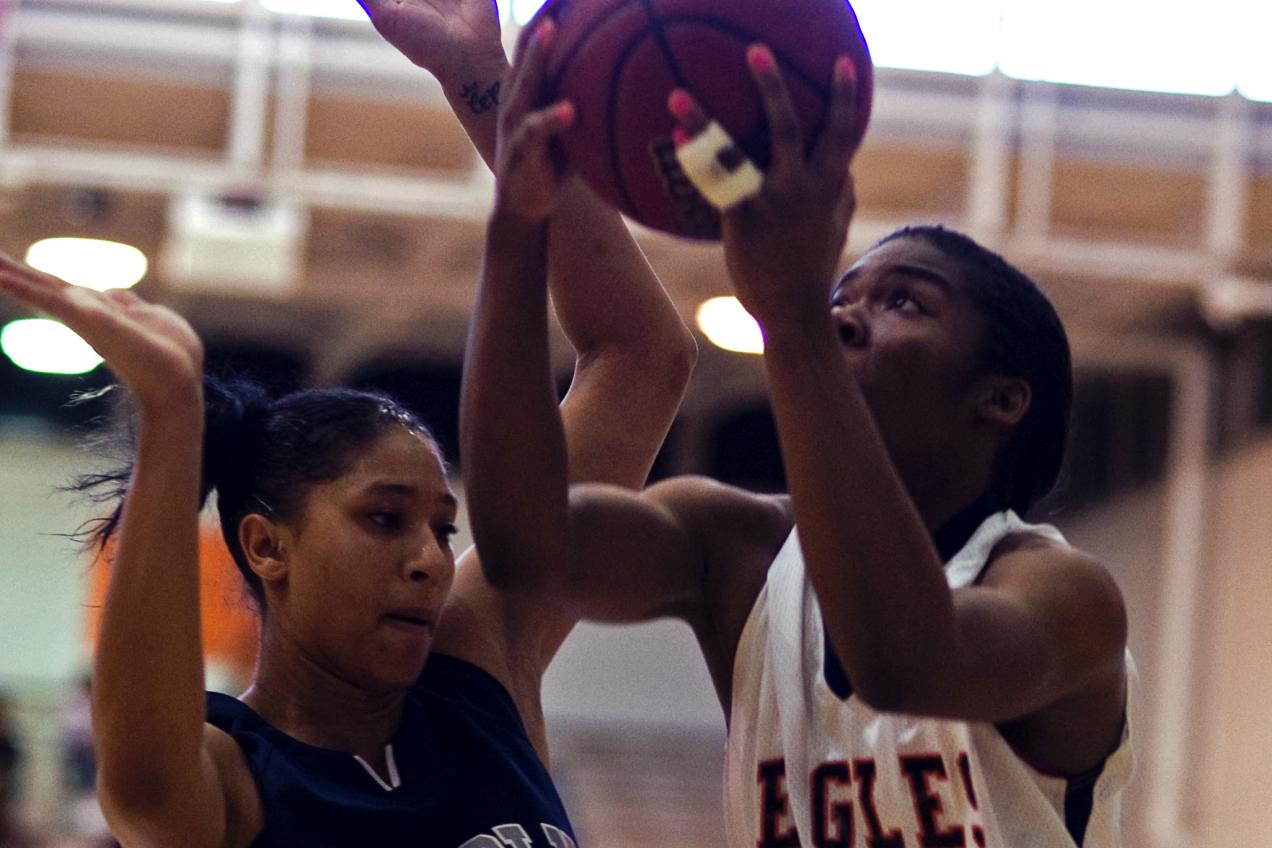 No. 22 Lady Eagles Rally To Defeat Lincoln Memorial, 69-65, In Regular Season Home Finale Saturday