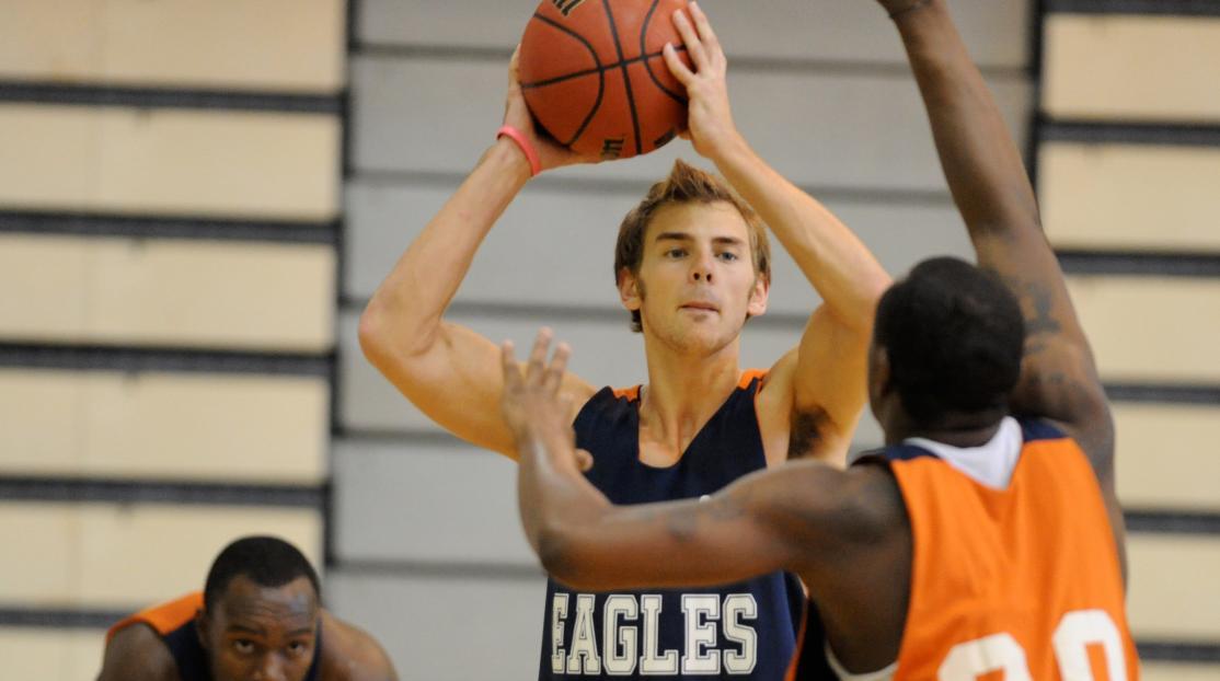 Eagles Hit the Court For Preseason Practice