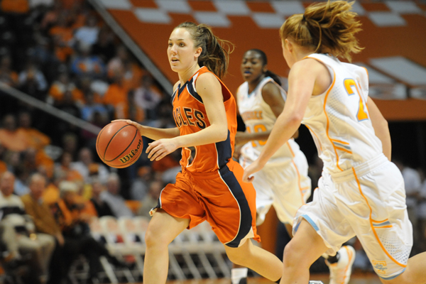 Lady Eagles Hold Off Columbus State to Remain Perfect, 68-64