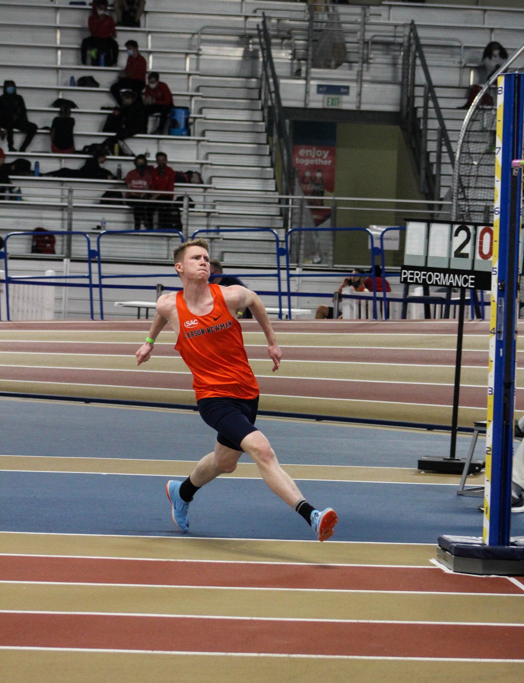 Eagles Make Late Push To Nationals