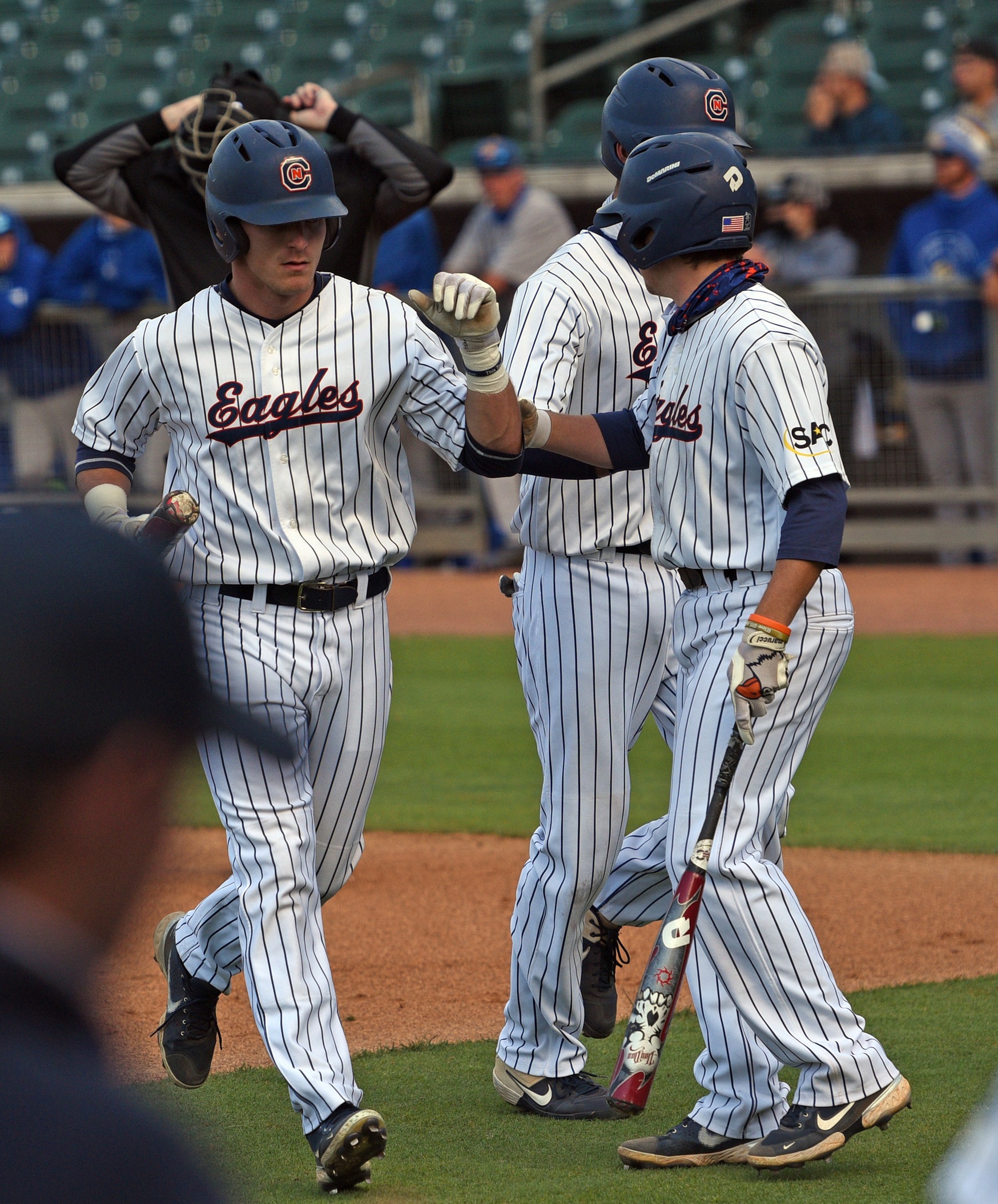Eagles title quest stymied by hot-hitting Wolves