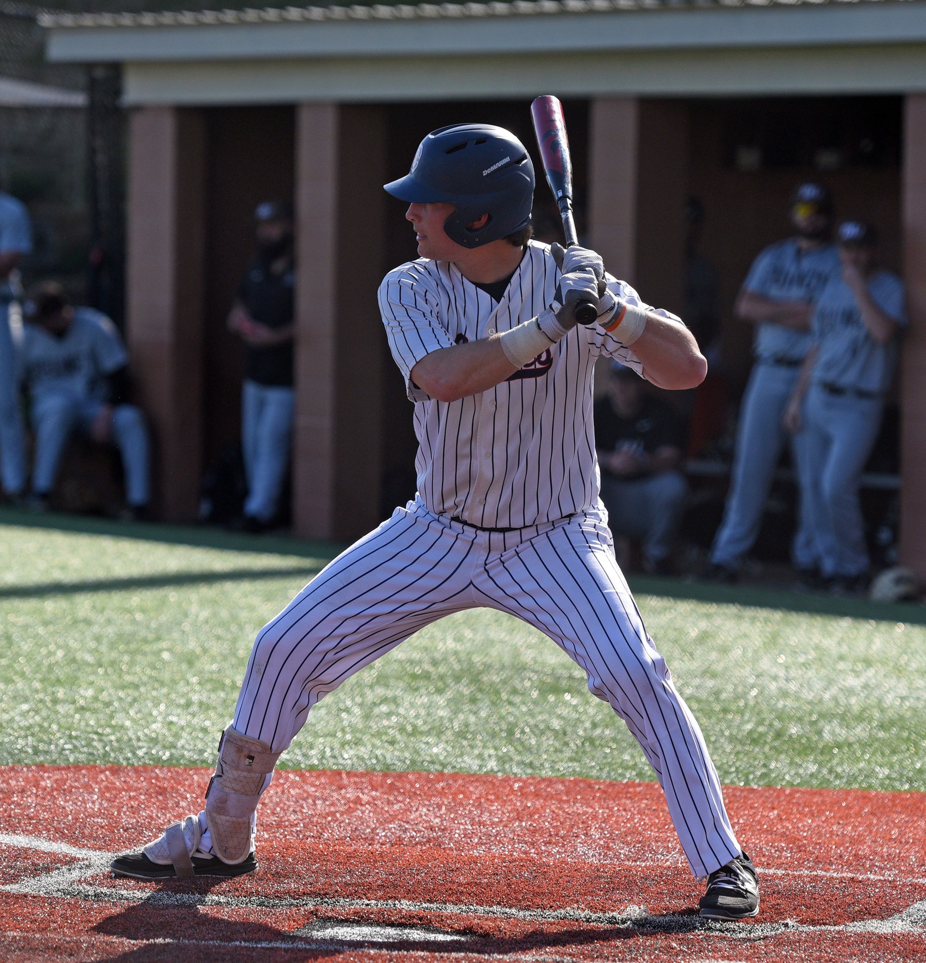 Ninth inning outburst dooms Eagles at Lincoln Memorial