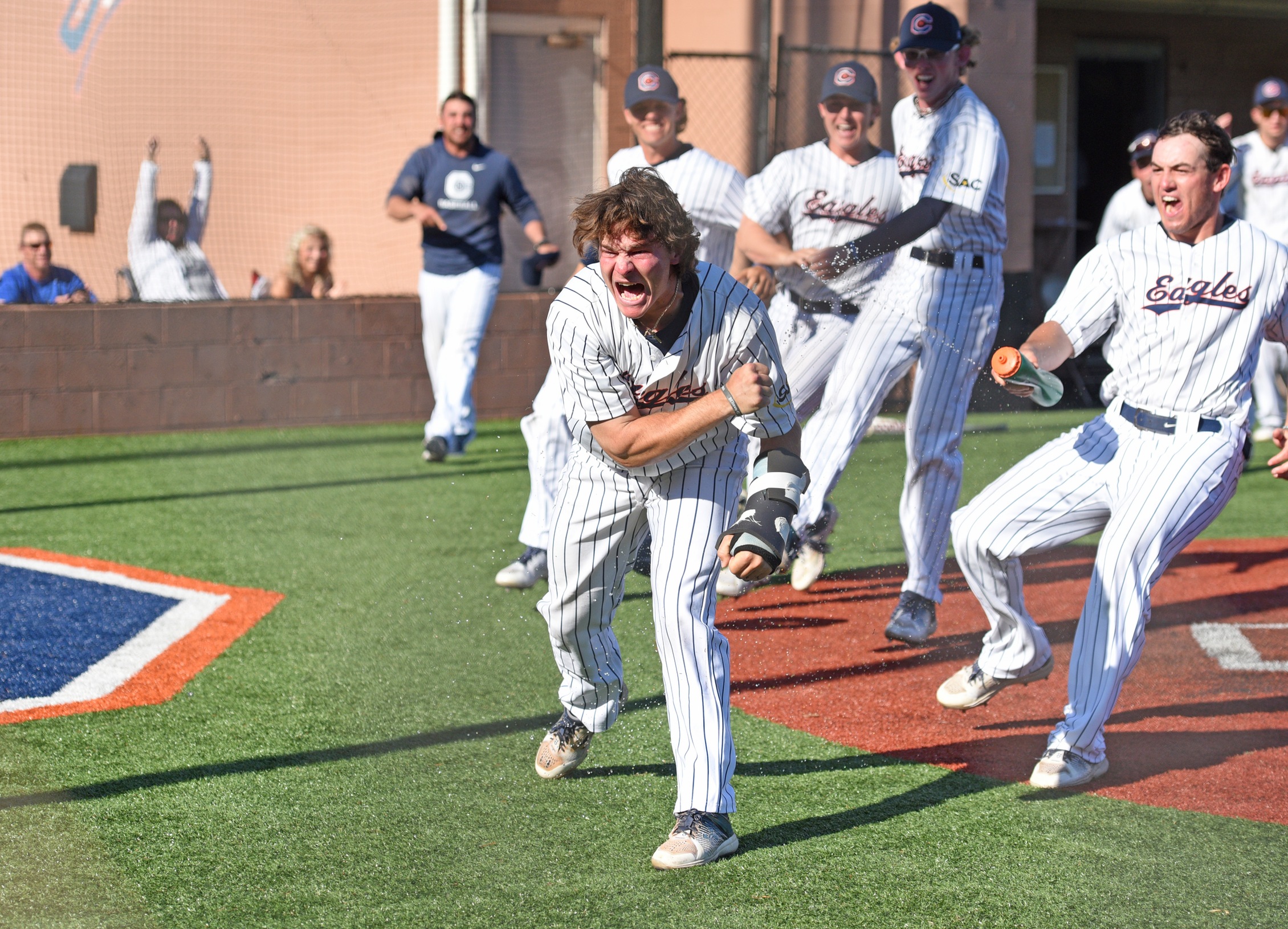 Theatrical triumphs anchor C-N&rsquo;s series win over No. 15/10 Bears