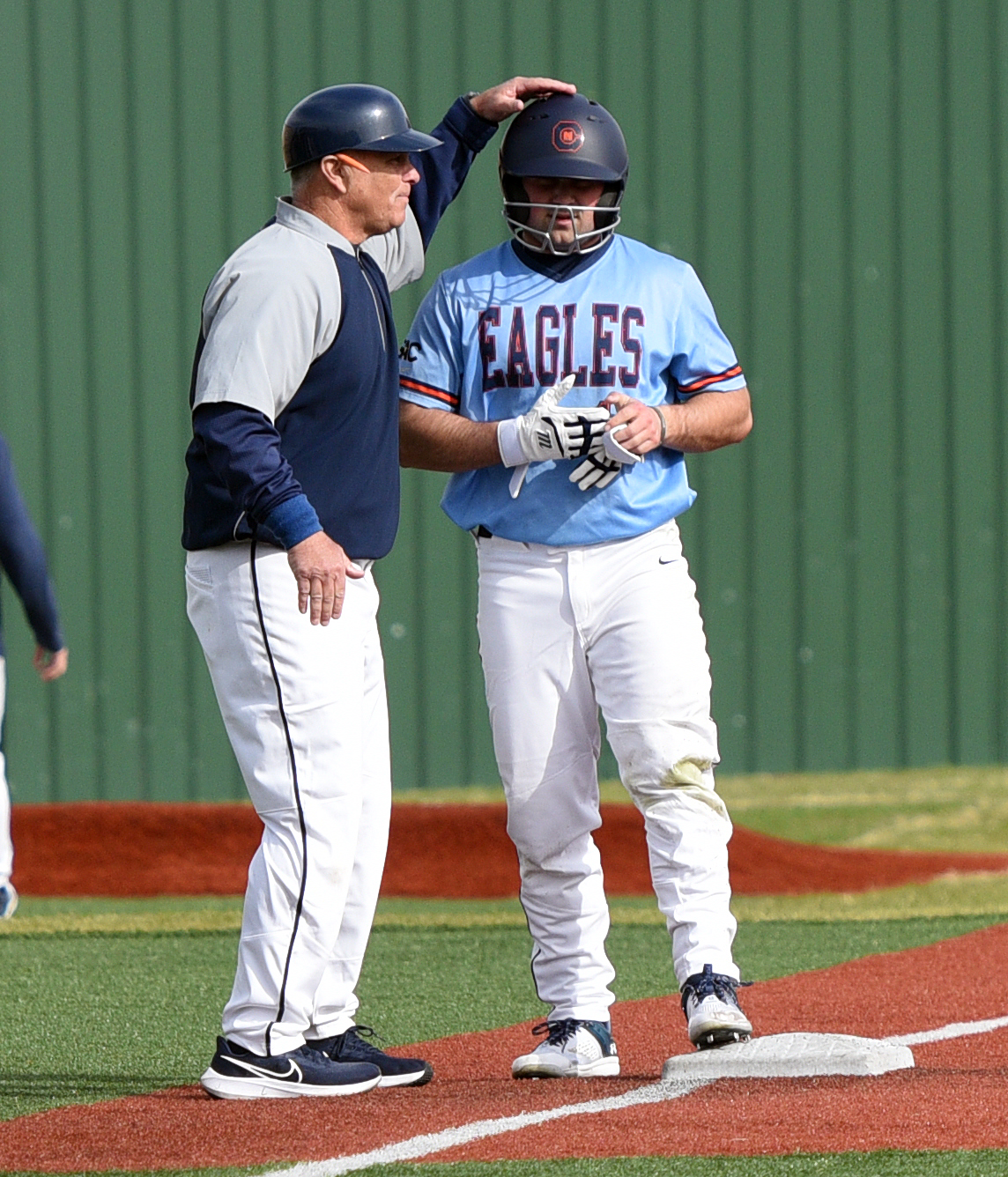 McLain propels C-N to 13-3 victory against King