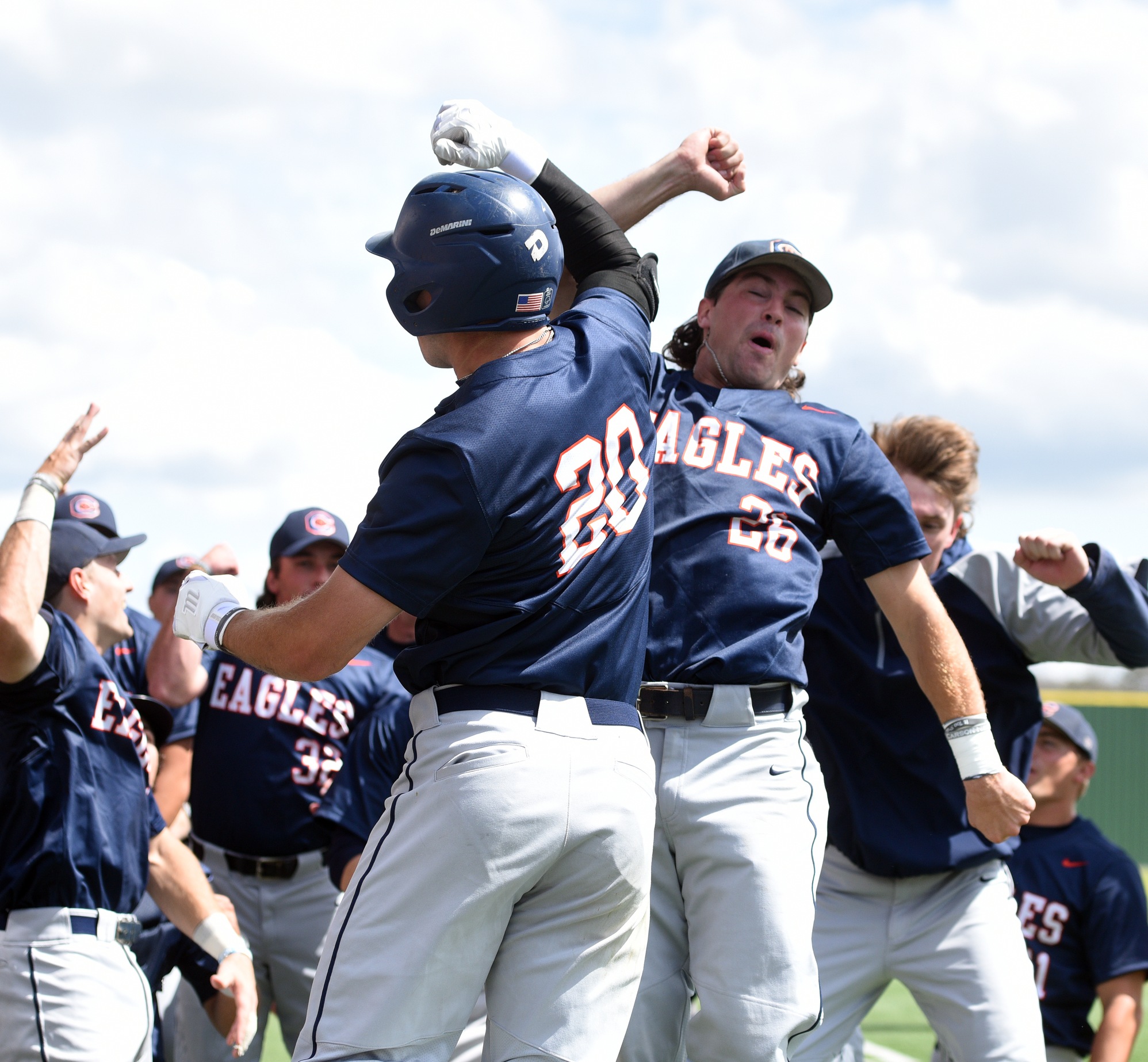 Consistent Eagles slug their way past Bears in series opener