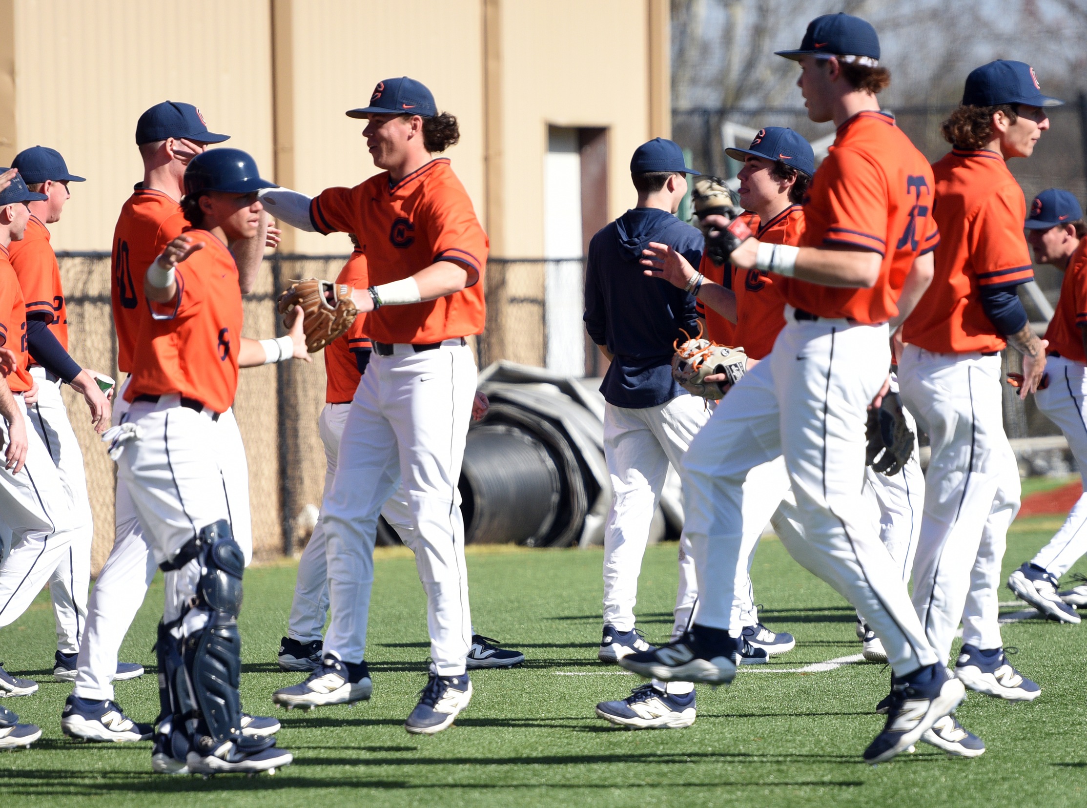 Eagles close camp with Navy versus Orange Fall World Series