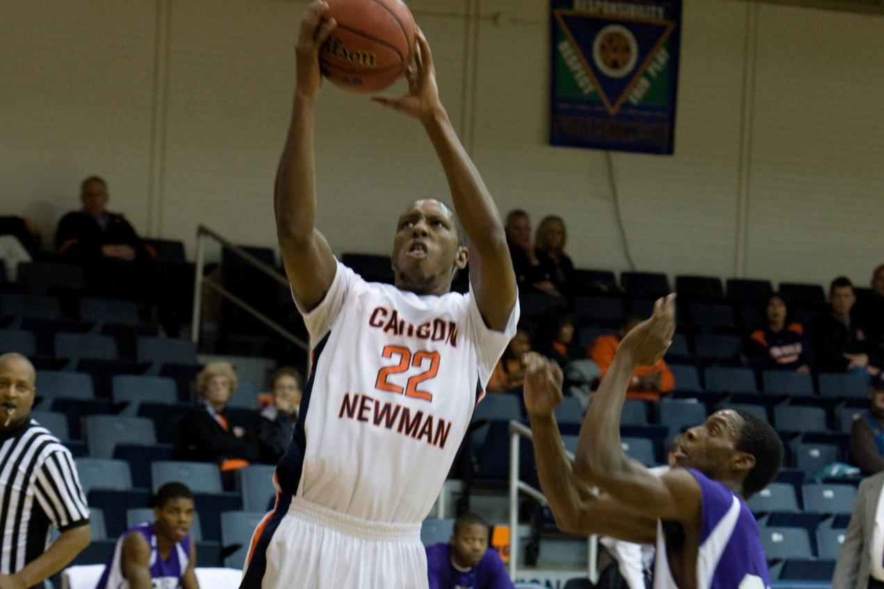 Davis&rsquo; near triple-double carries Eagles past Cincinnati Christian, 99-62