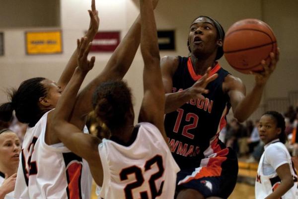 Tusculum slides by Lady Eagles with late rally, 55-49