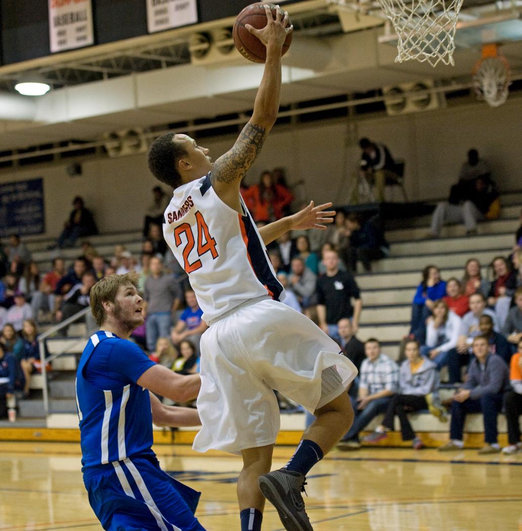 Sanders, Davis propel Eagles to 81-62 win over Brevard, 5-0 start
