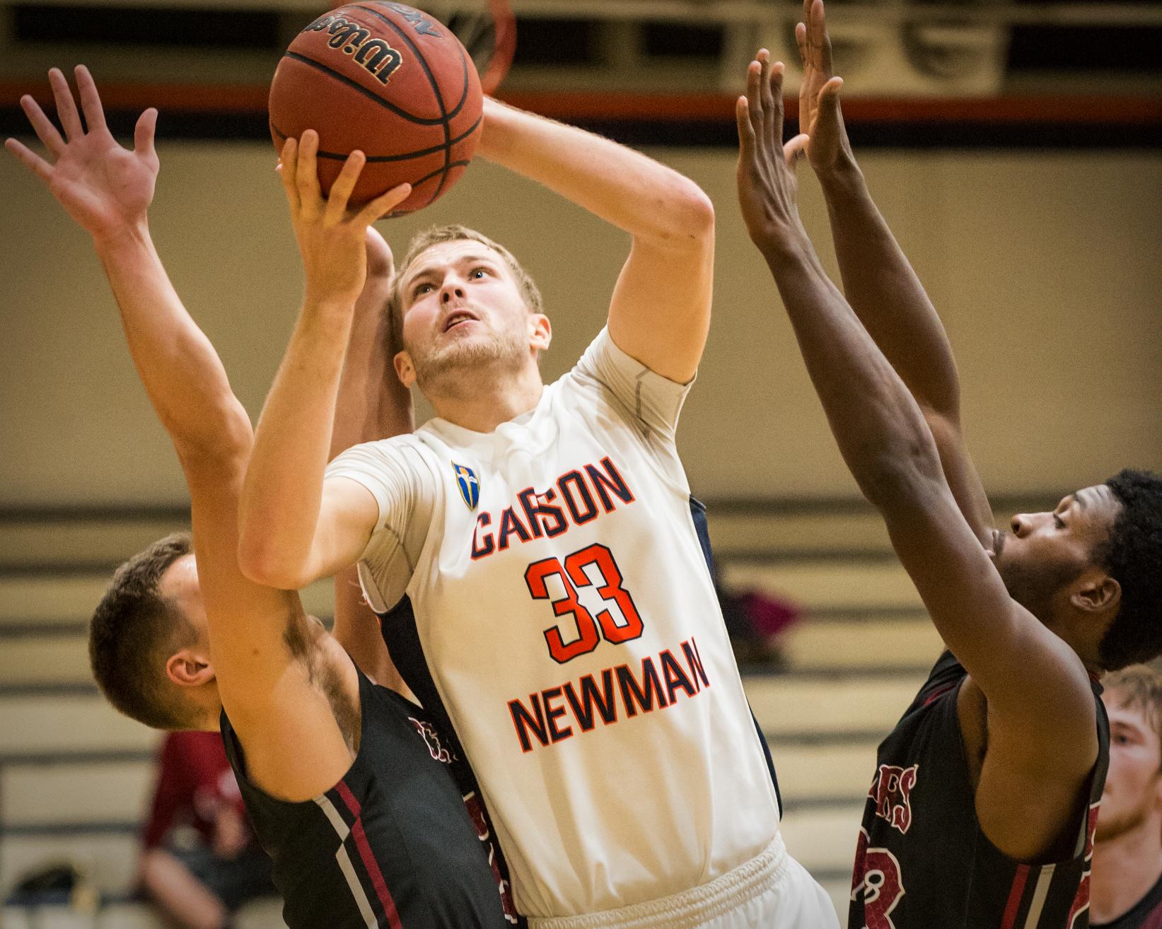 Offensive fireworks kickoff 2016 for C-N in 86-75 triumph over Mars Hill