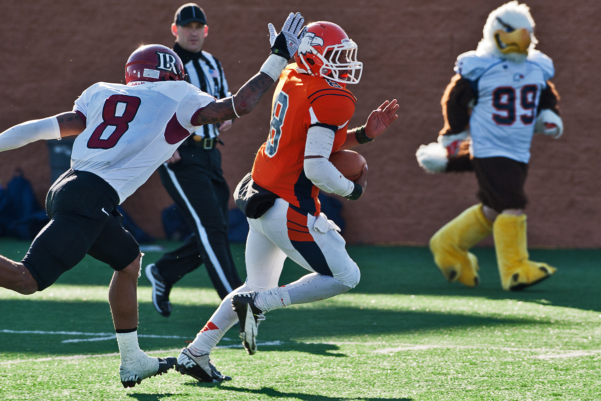 Eagles withstand L-R rally, move on to regional finals