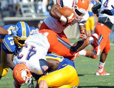 Freeman finds end zone three times in second C-N football scrimmage