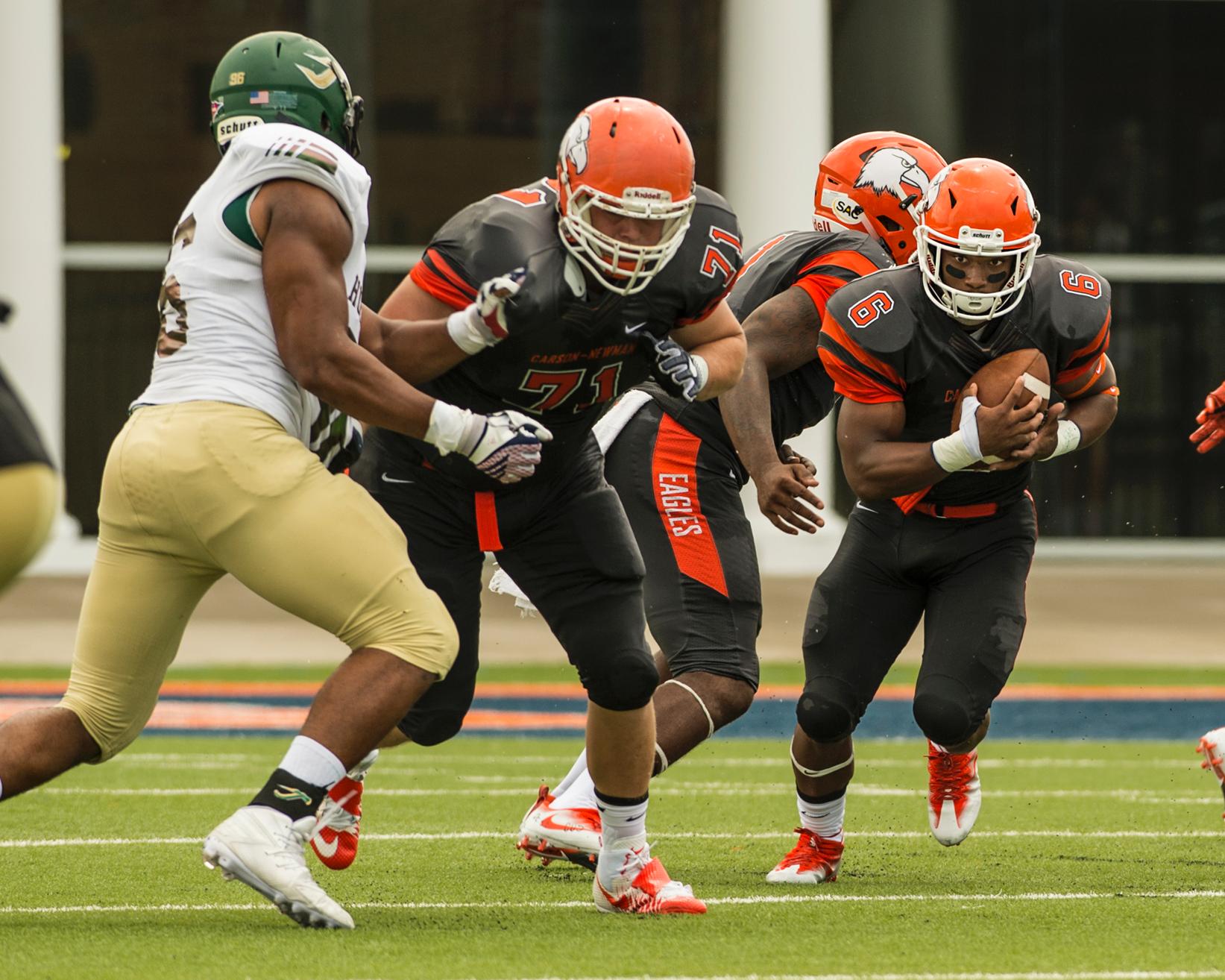 Eagles take flight to Raleigh to engage Falcons