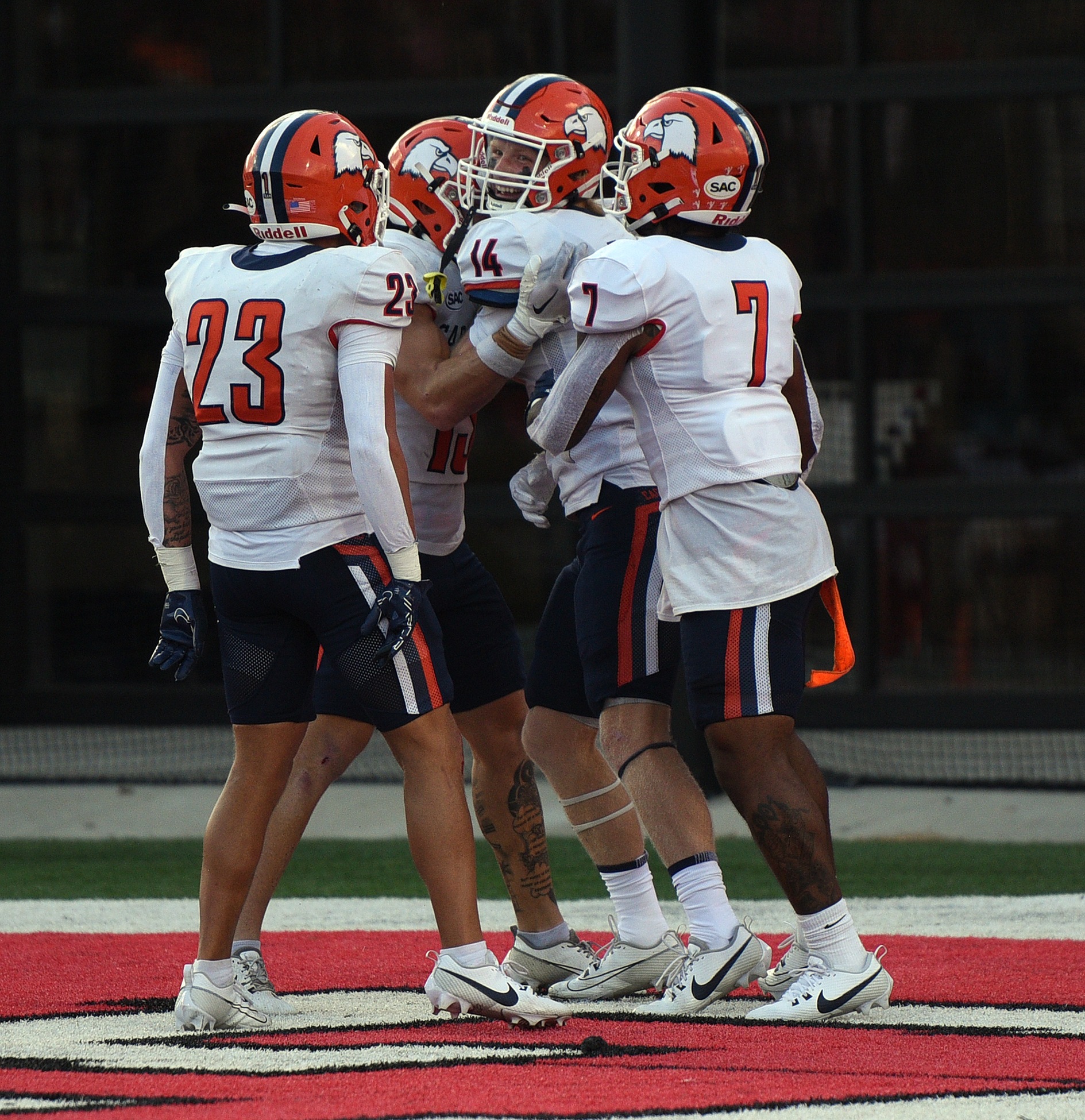 Sensational at Setzler, quality fourth propels Eagles past Wolves