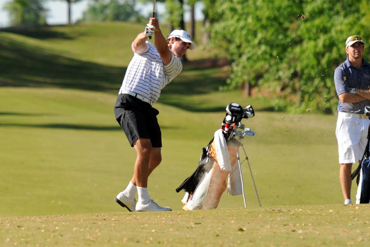Eagles tied for third after first two rounds at 2012 SAC Championships