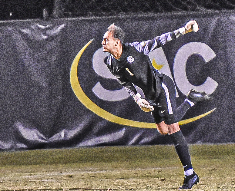 Eagles play to scoreless draw with Bulldogs