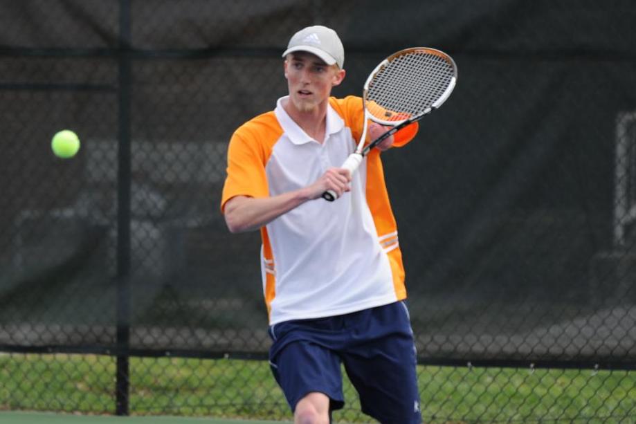 Eagles drop close match at King