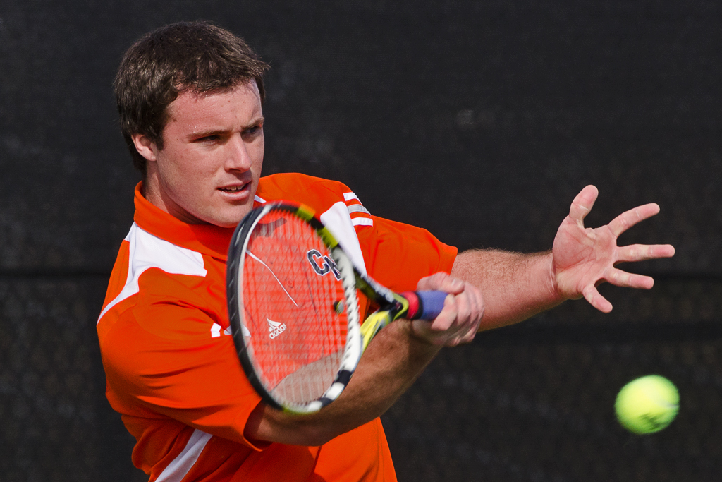 Eagles edge Bellarmine, 5-4