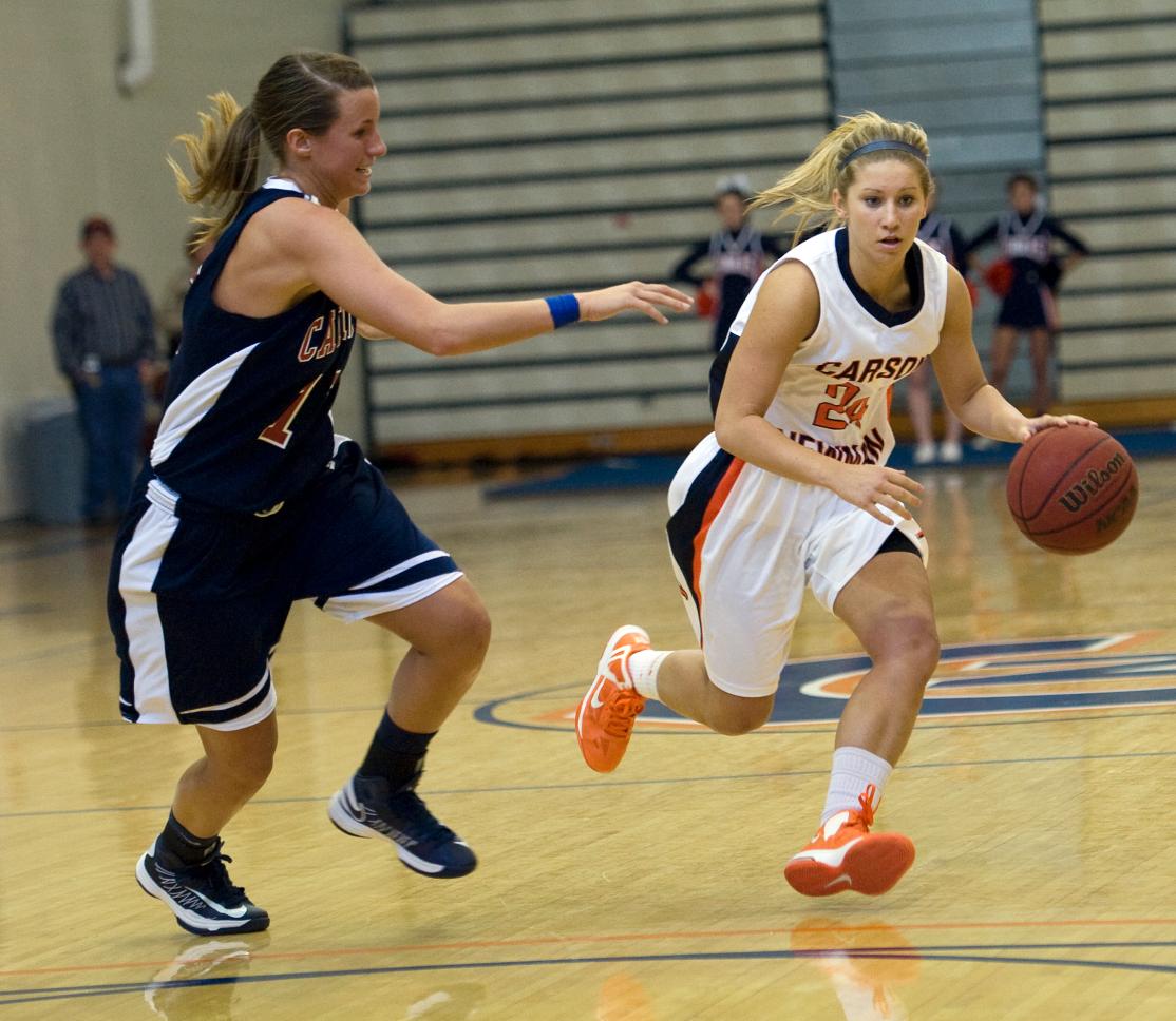 Lady Eagles beat Lions 61-51