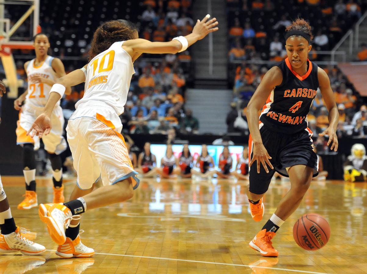 Lady Eagles soar over Flying Fleet 85-45