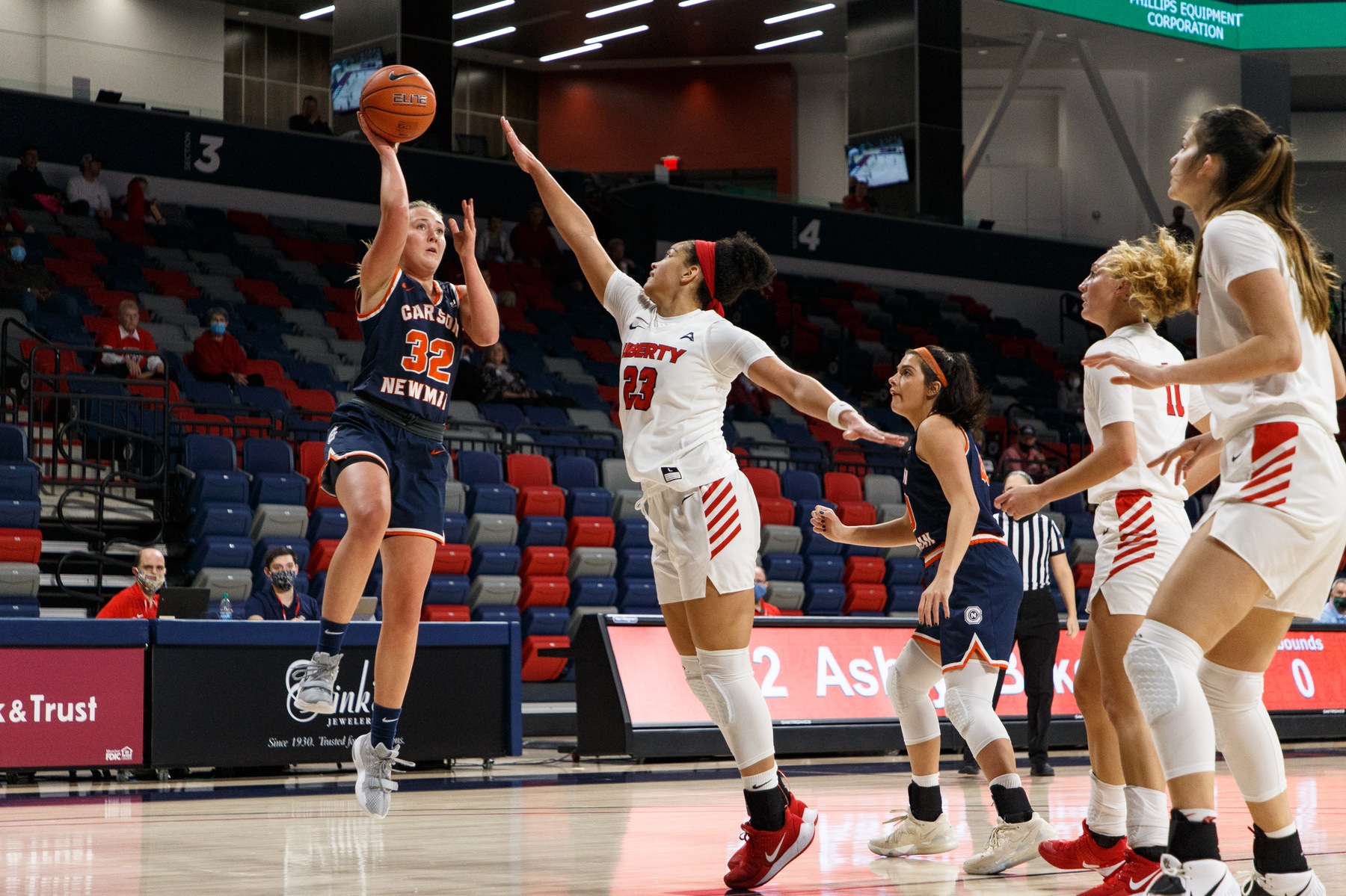 C-N&rsquo;s strong first half overshadowed by Liberty&rsquo;s hot shooting