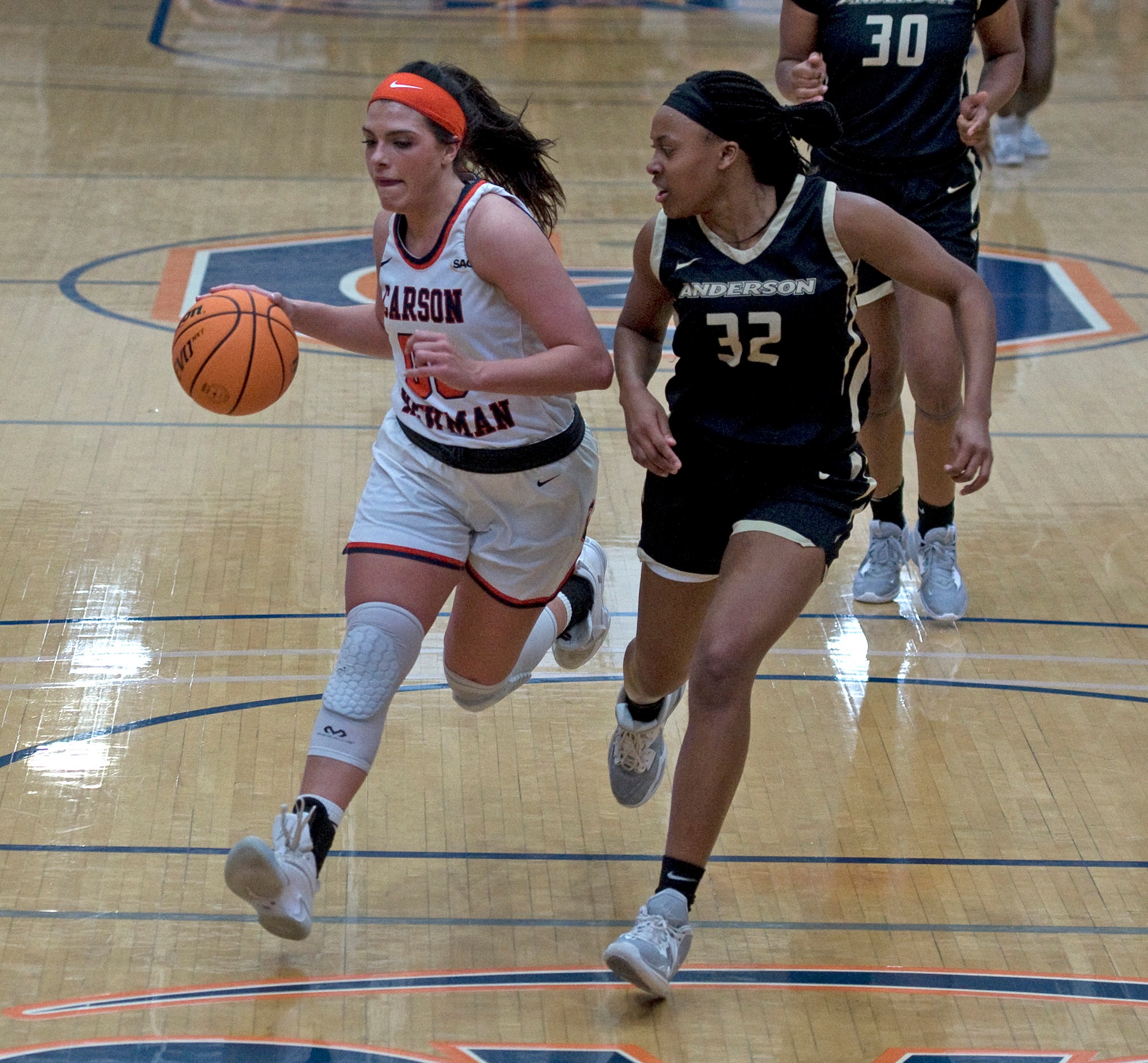 Back in first, C-N grinds out win over Lenoir-Rhyne
