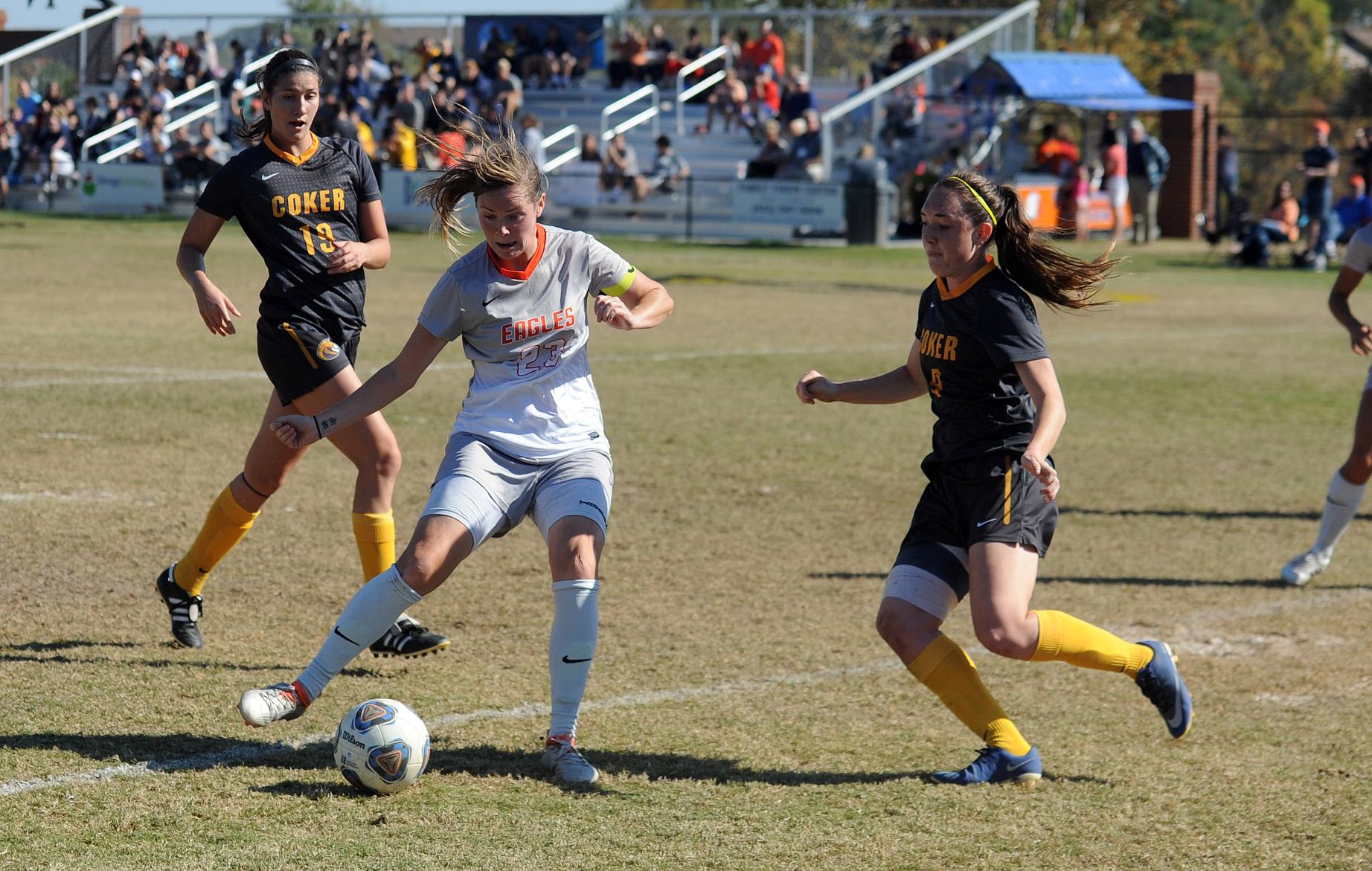 Women's soccer summer residential camp online registration closes Tuesday