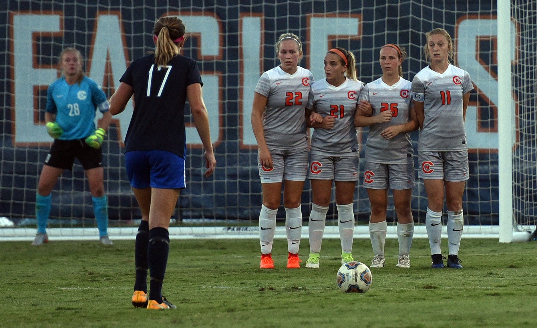 Unbeaten teams clash on Saturday when the No. 7 Eagles host the No. 25 Bulldogs