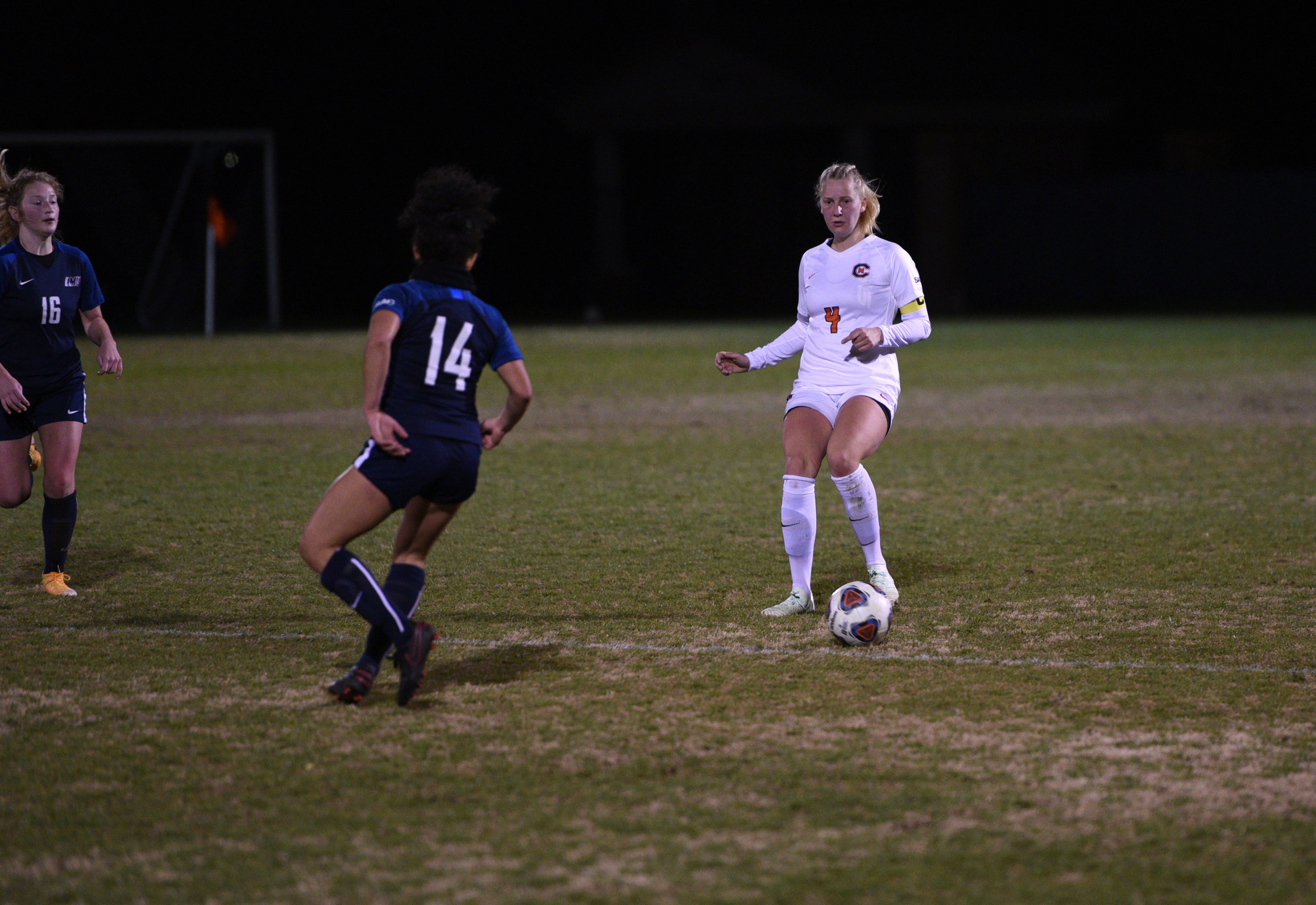 Eagles drop heartbreaker to LMU in final seconds