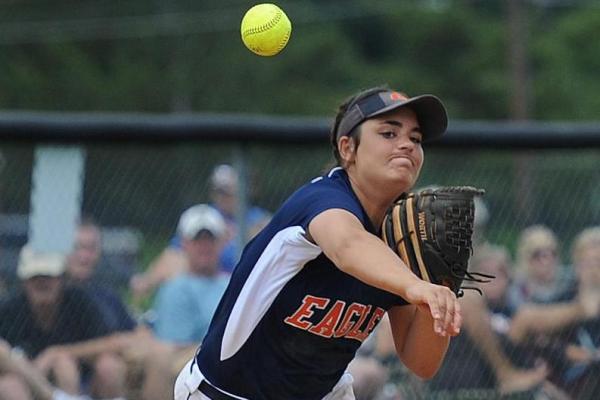 Lady Eagles Sweep St. Andrews to Open 2012 Season, 7-6 and 10-2