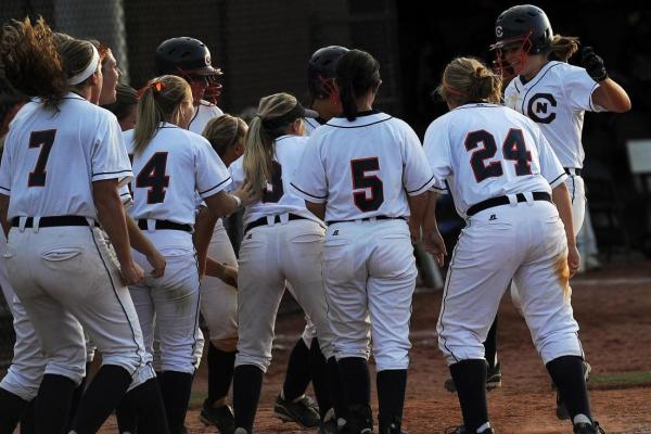 Lance's late home run lifts Lady Eagles past Catawba, 3-2