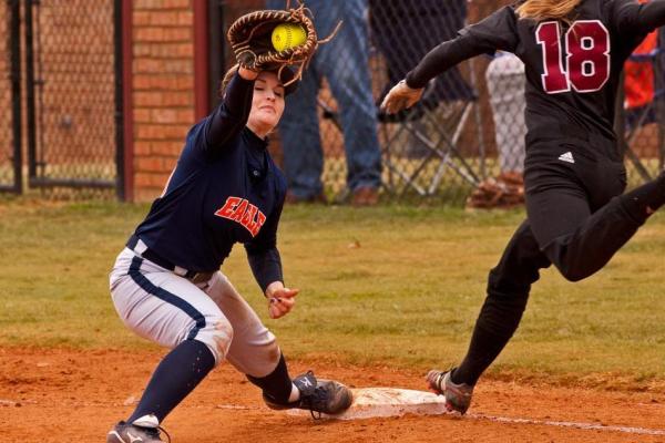 Lady Eagles Shut Down Erskine, 6-1 and 13-2