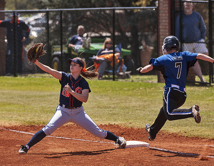 C-N continues conference play at Mossy Creek Wednesday with Brevard
