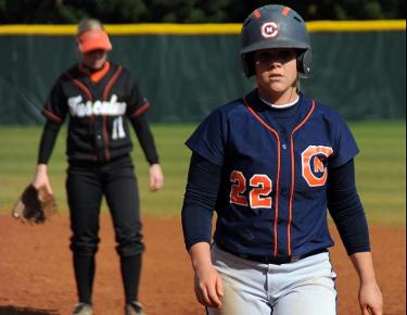 Hefner, Hensley and Siebert headline preseason all-conference first team