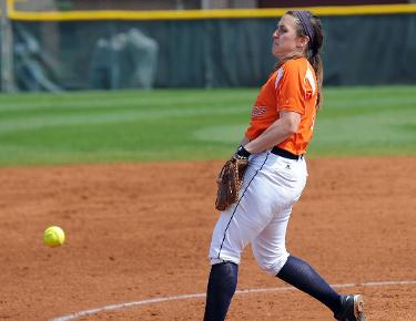 Howard earns national honor from Women Play Ball