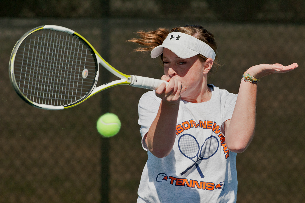 Lady Eagles shutout Lenoir-Rhyne, 9-0