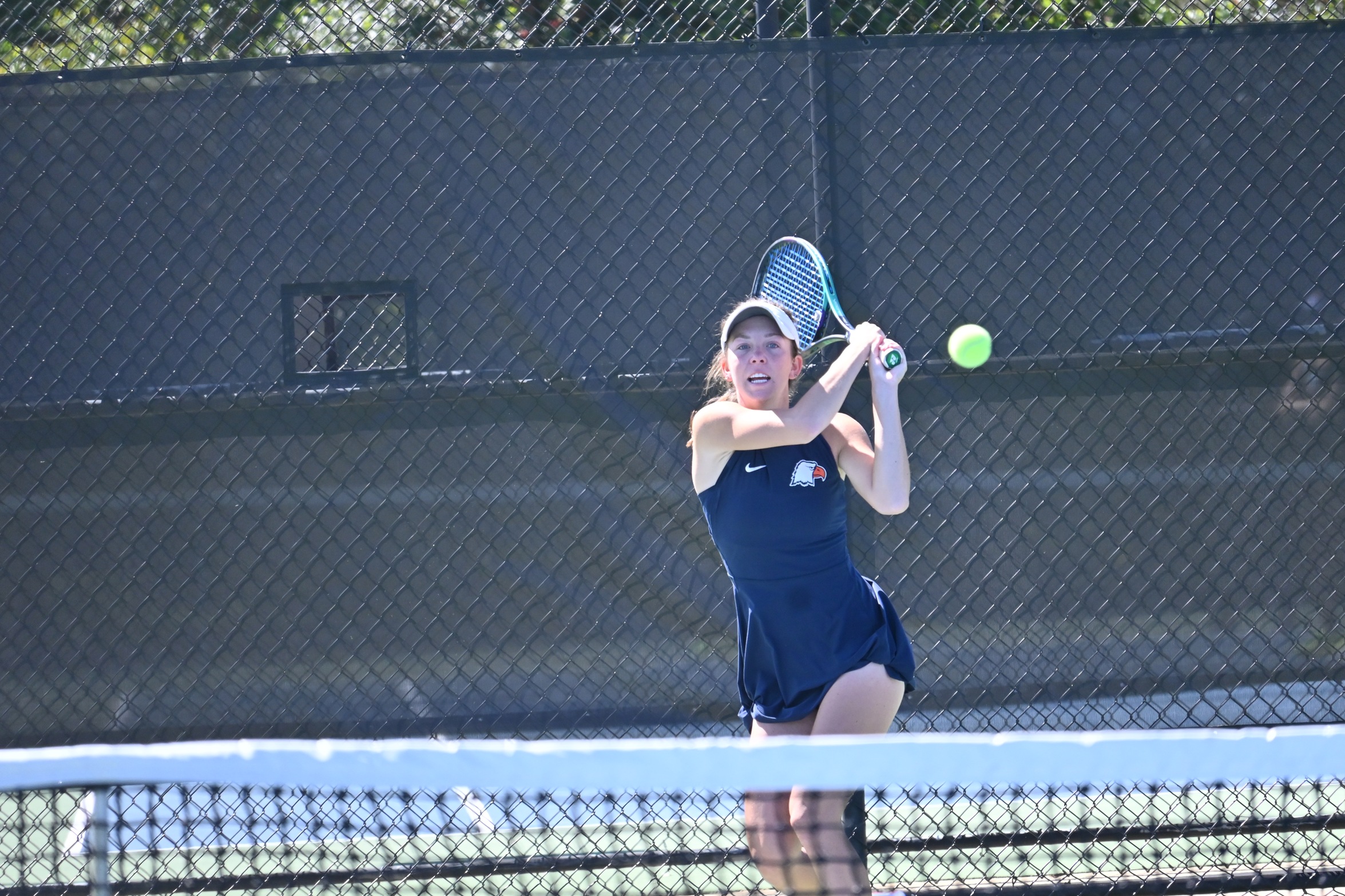 Sweep of women&rsquo;s tennis drops the Eagles below .500