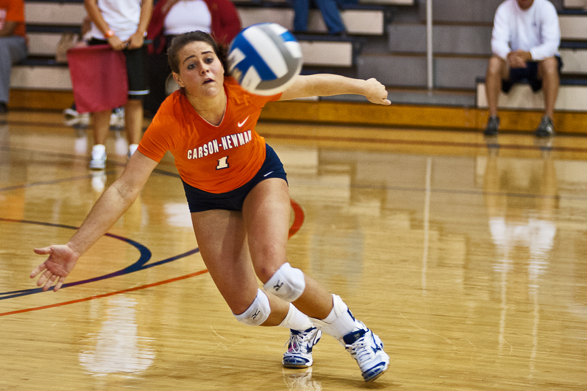 Balanced attack propels Mars Hill past C-N in four sets