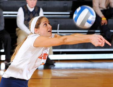 Offensive outburst leads Eagles to sweep of Bears