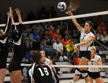 Eagles overcome early deficit to defeat Wolves in four sets