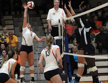 Opening day of SAC/PBC Challenge sees Eagles split
