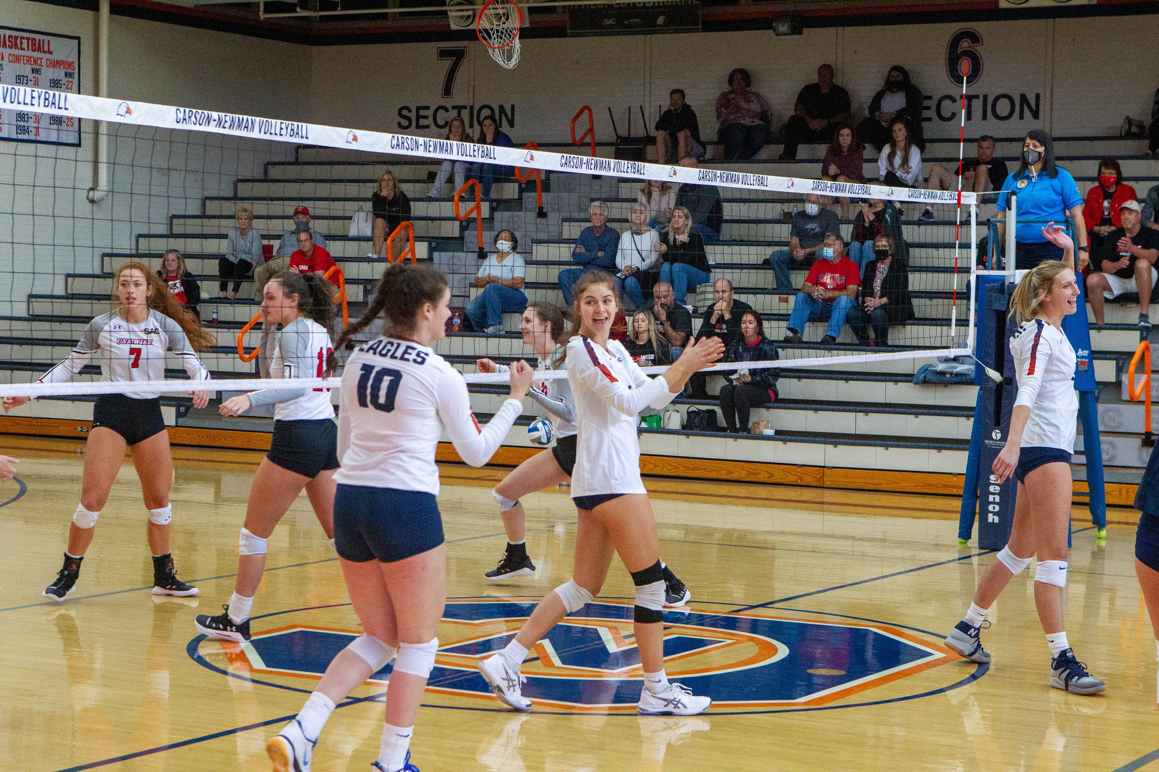 Crushing C-N rebounds to pummel Pioneers