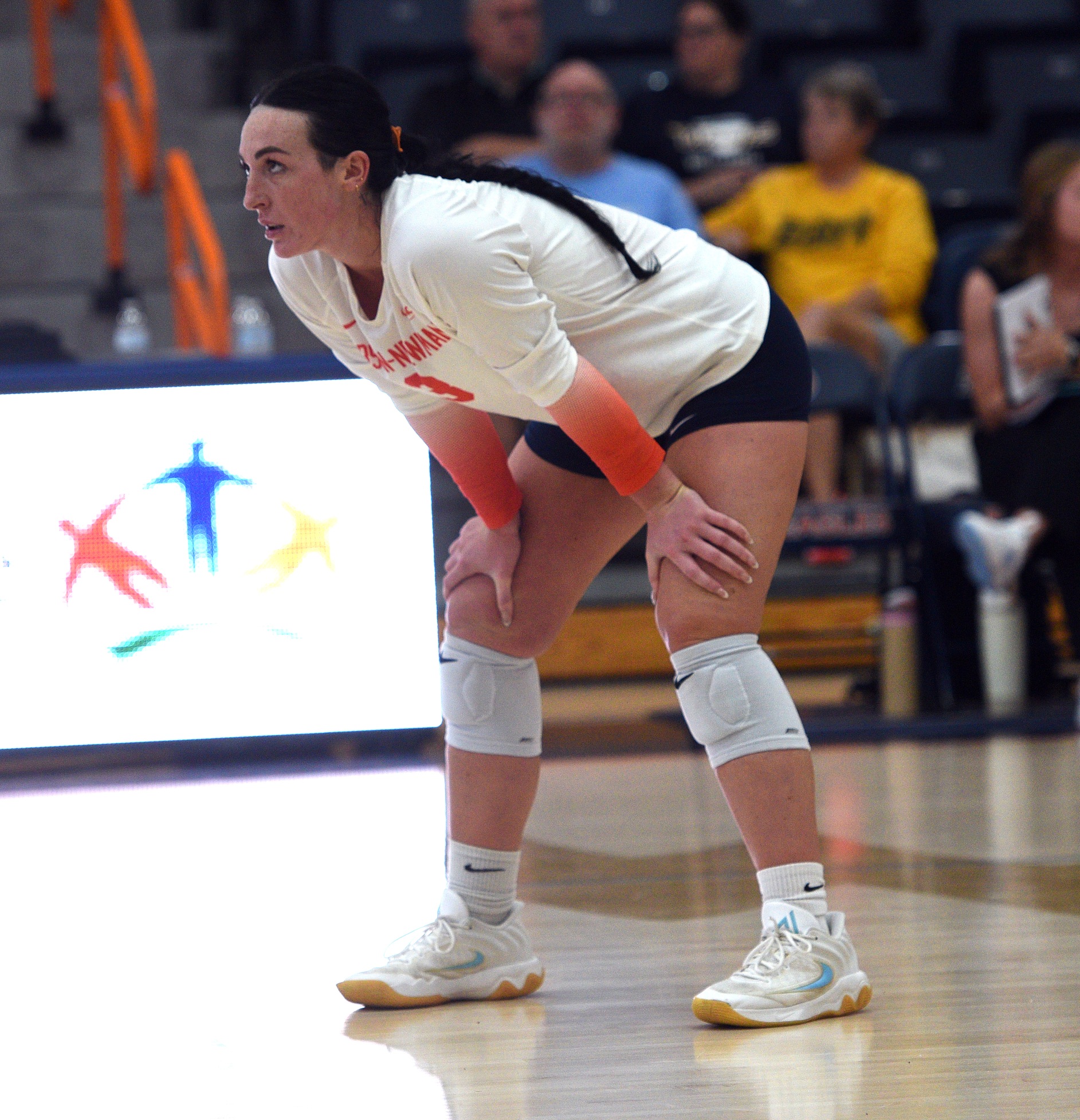 Volleyball hosts Mars Hill in annual Dig Pink game looking to extend win streak